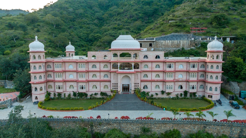 Times Kumbhalgarh Fort Resort-Pure Veg 6/45