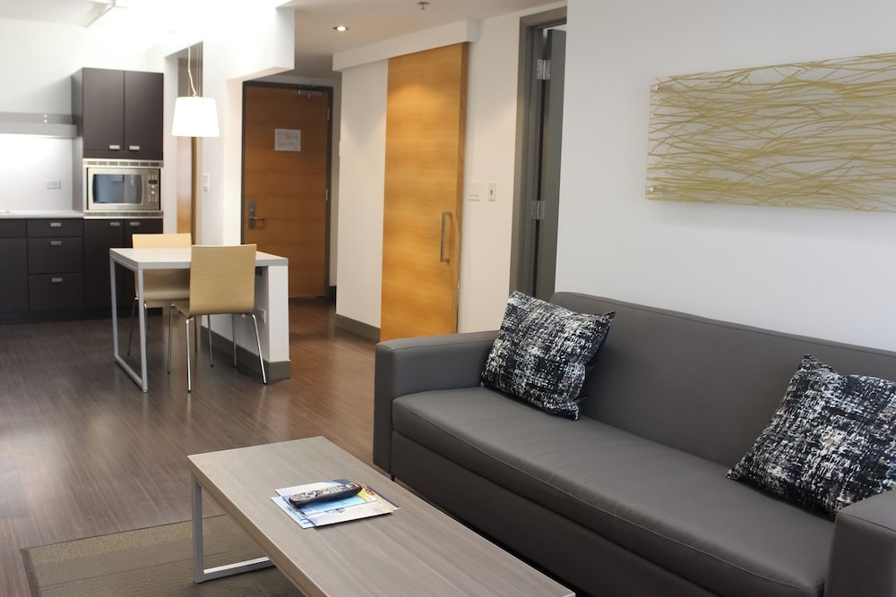 Barker Suites Southport, an Ascend Collection Hotel 21/40