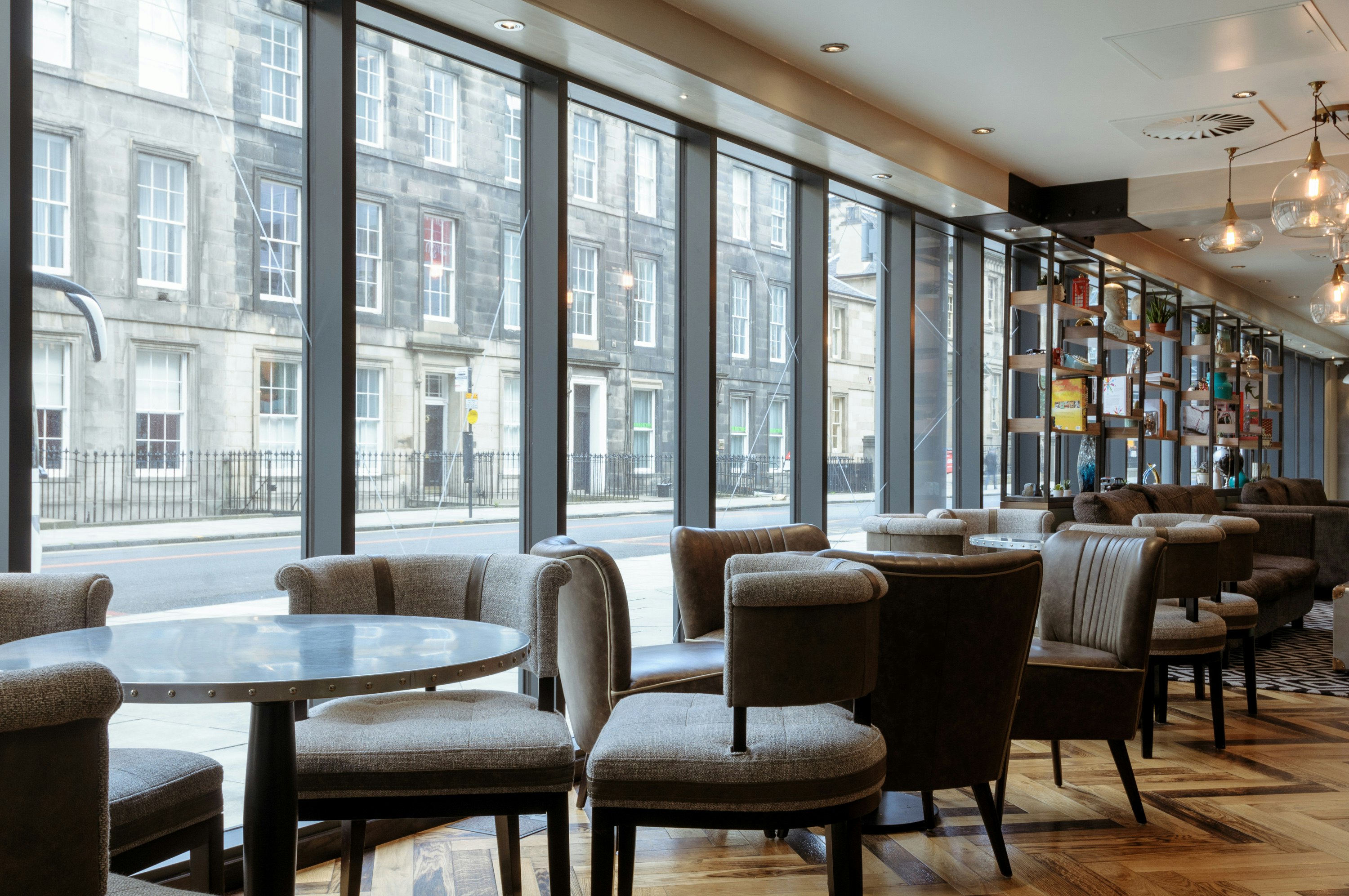 Hub By Premier Inn Edinburgh Haymarket - Adults Only 17/26