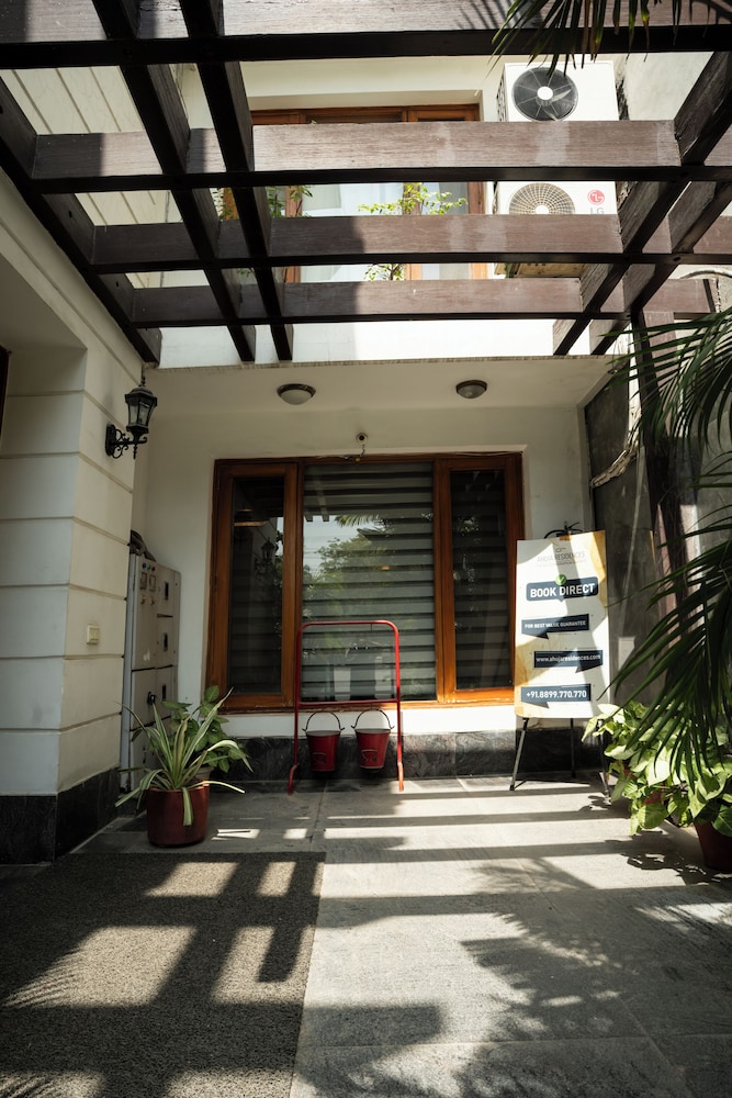 Ahuja Residency Gurgaon 14/50