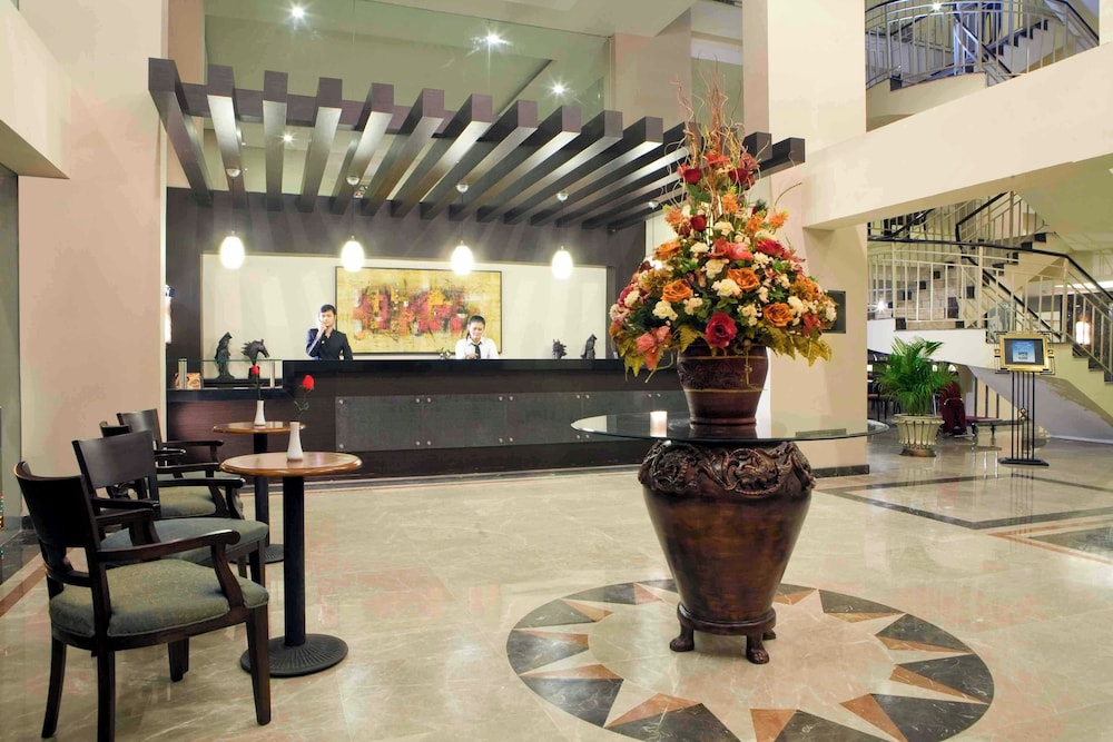 Losari Roxy Hotel Kt 1/20