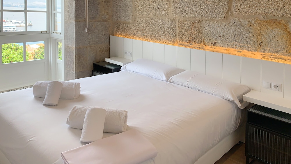 Bow Homes by Como en Casa 27/64