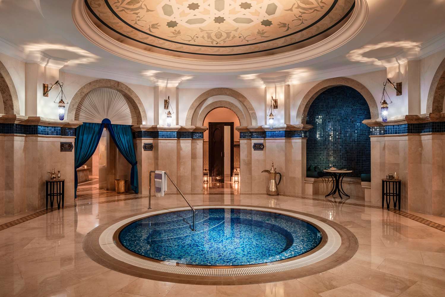 swimming pool spa