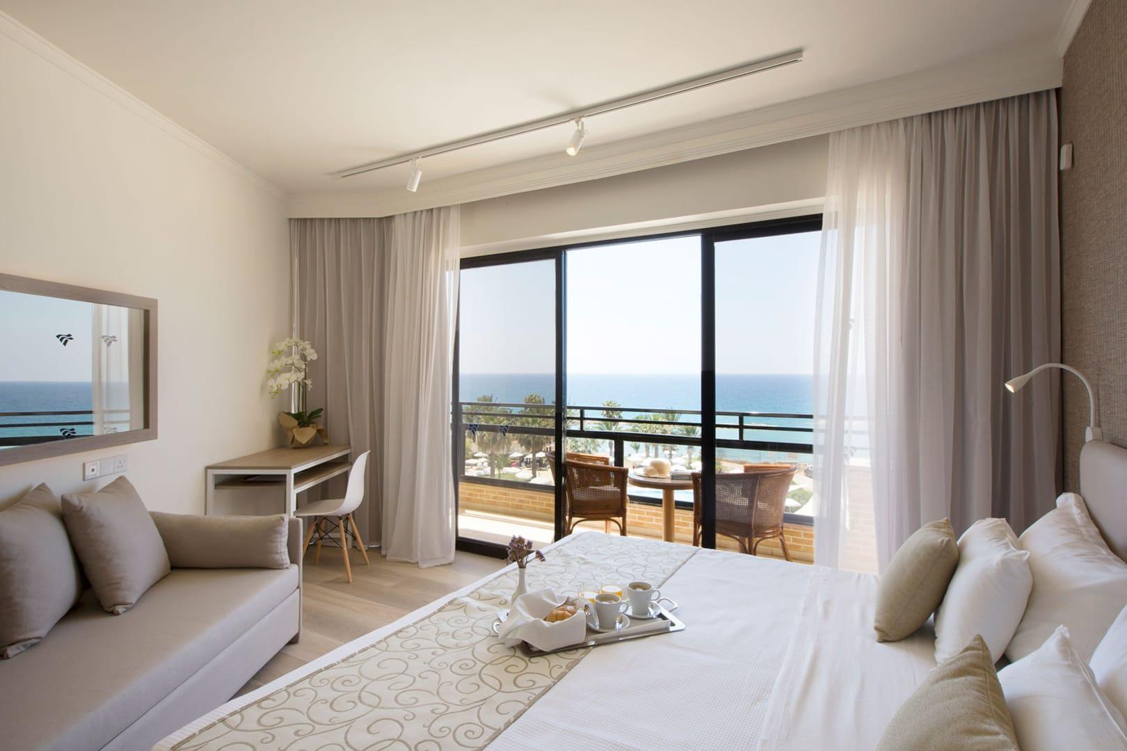Deluxe, Side Sea View, Balcony