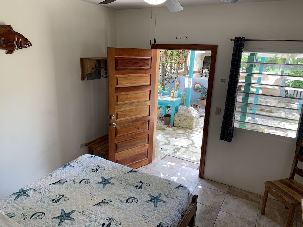 All Seasons Guest House 21/50