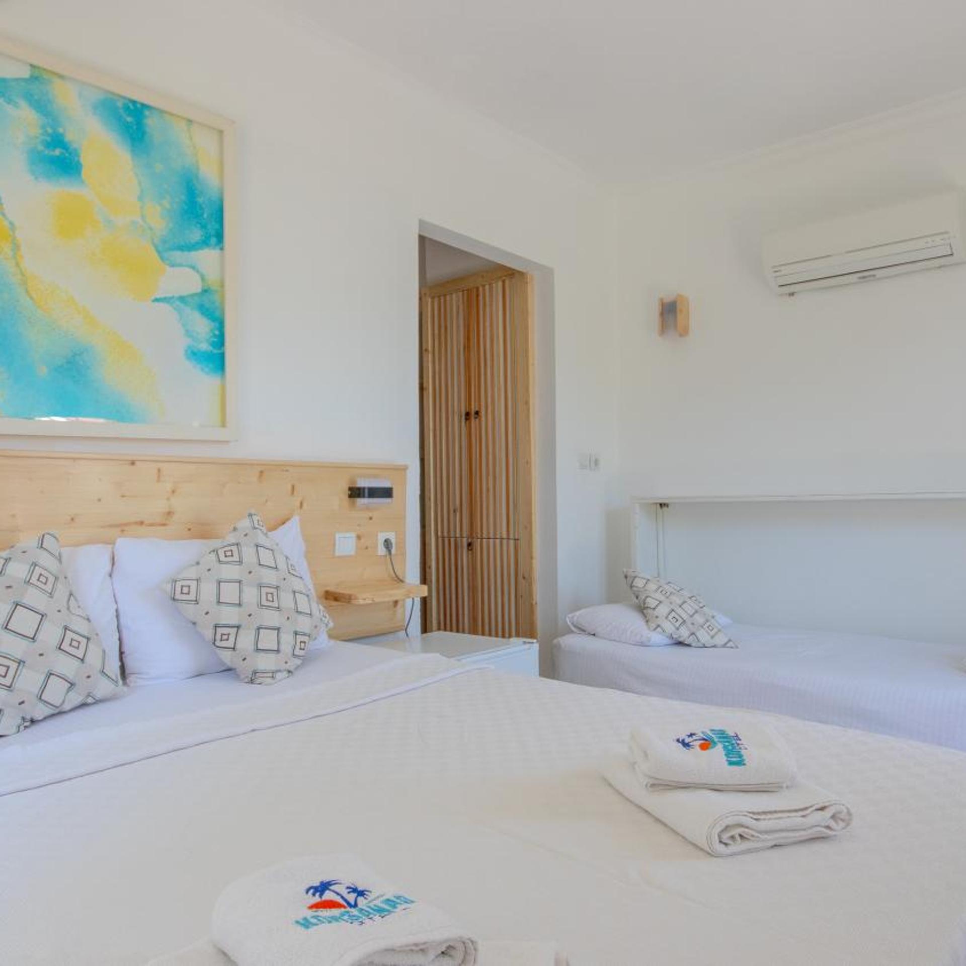 غرفة قياسية ثلاثية، Korsan Ada Hotel 3/6