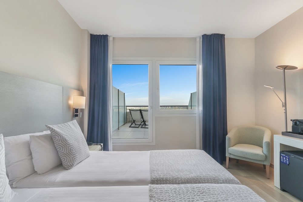 غرفة بريفيليج بشرفة، Hotel Augusta Barcelona Valles 5/5