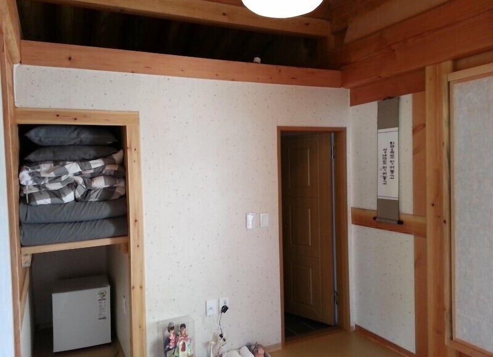 Happy Village Syeobul Guesthouse 15/34