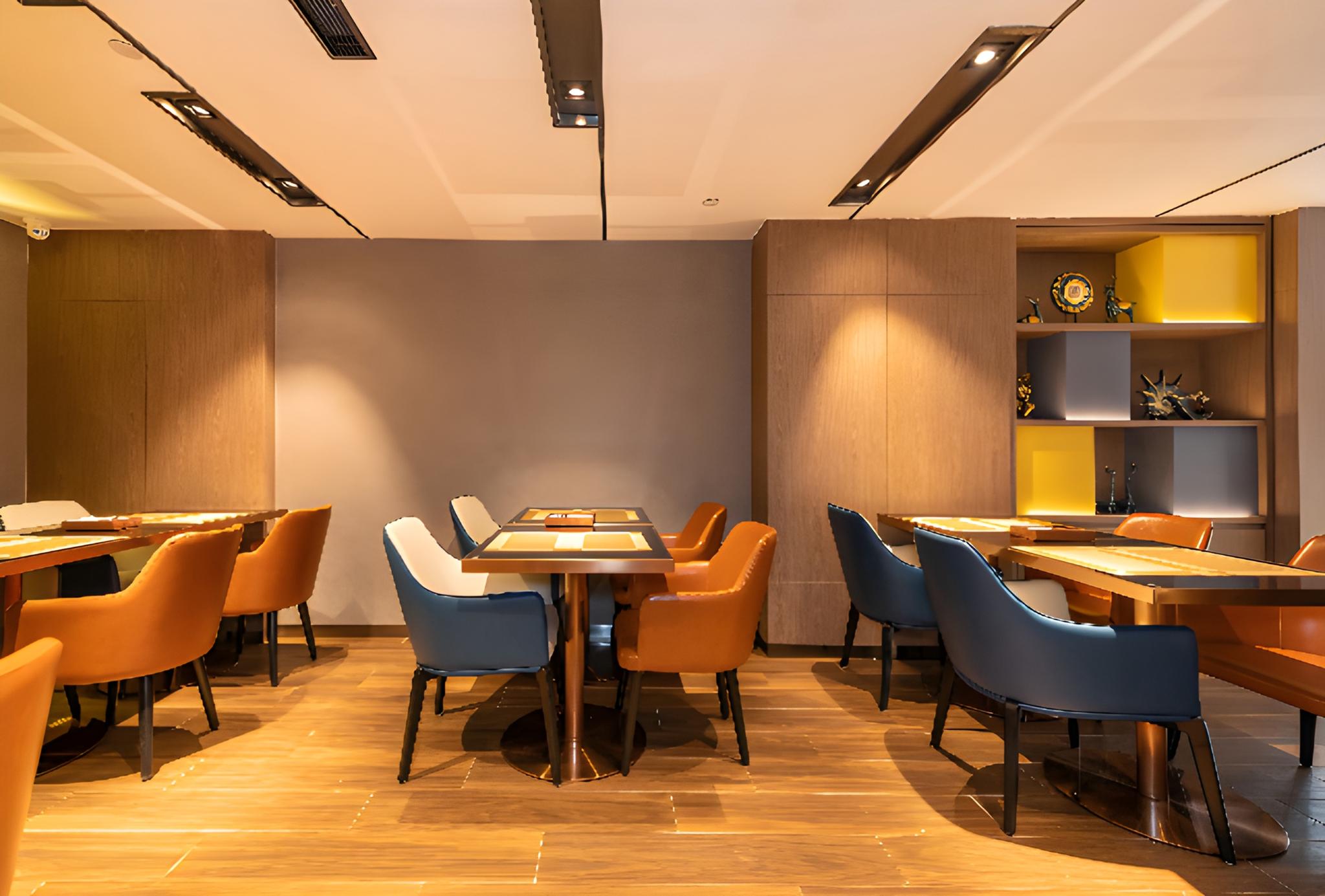 Echarm Hotel (Guangzhou Tiyu West Road Subway Station) 46/48