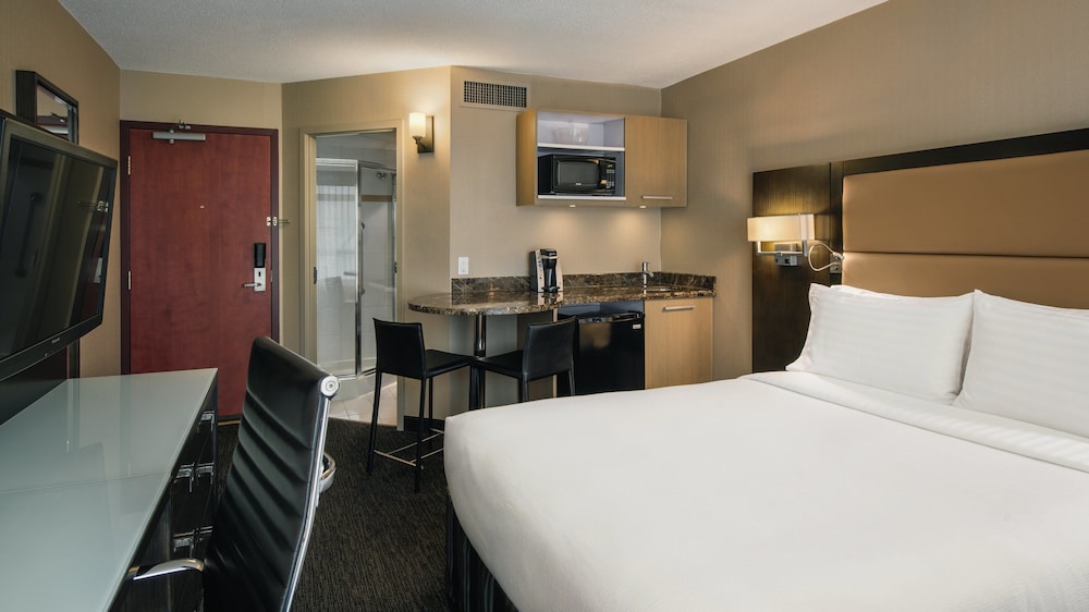 HOLIDAY INN HOTEL AND SUITES VANCOUVER DOWNTOWN 20/73