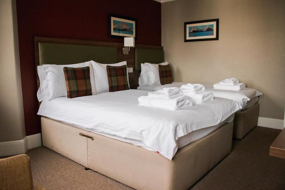 PORTREE HOTEL 21/36