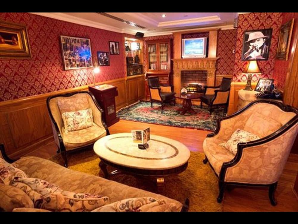 lounge