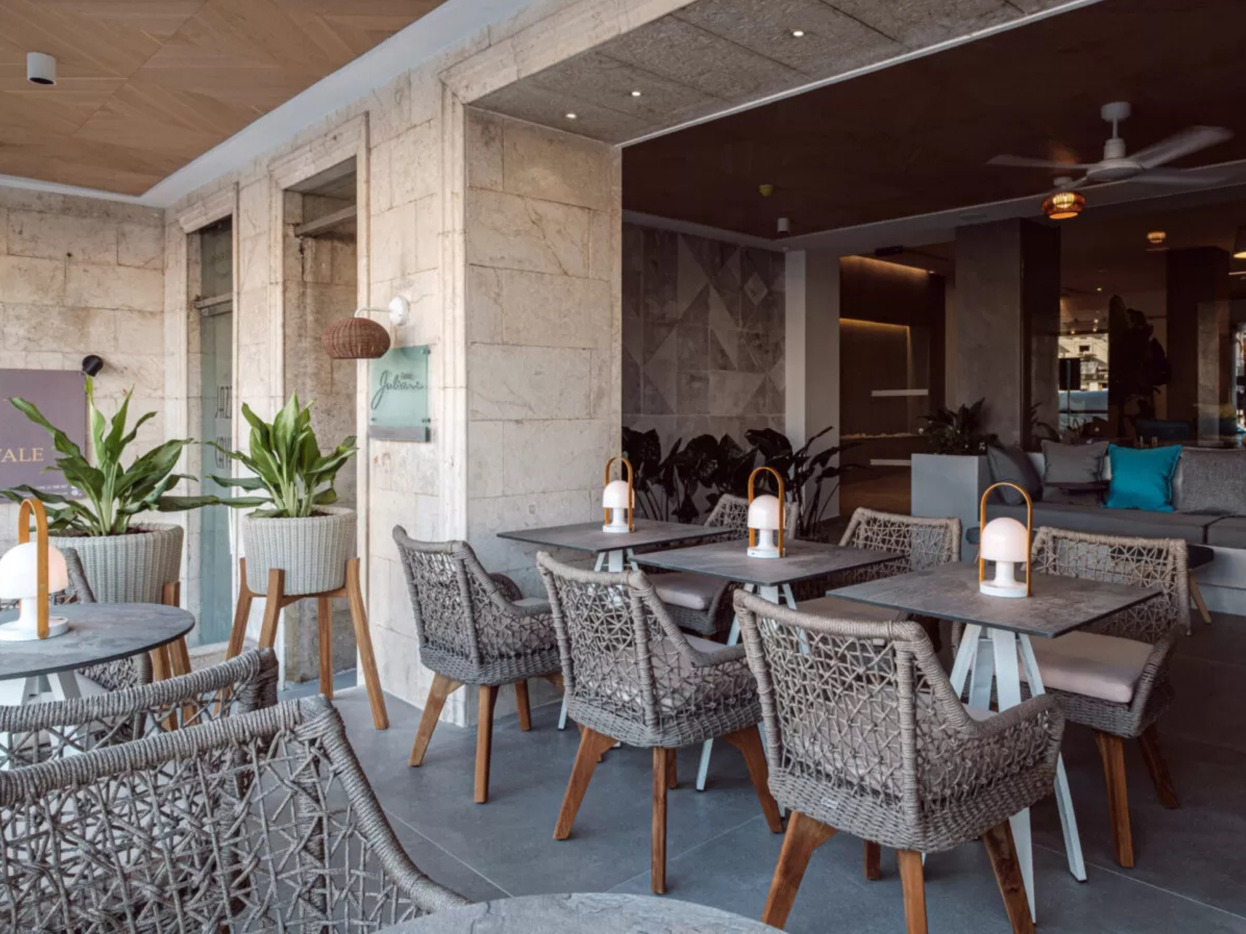 Juliani Hotel 35/46