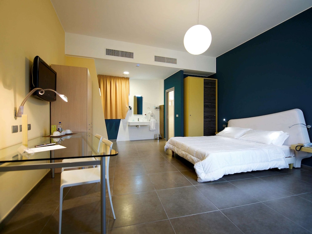 Ibis Styles Catania Acireale 29/75