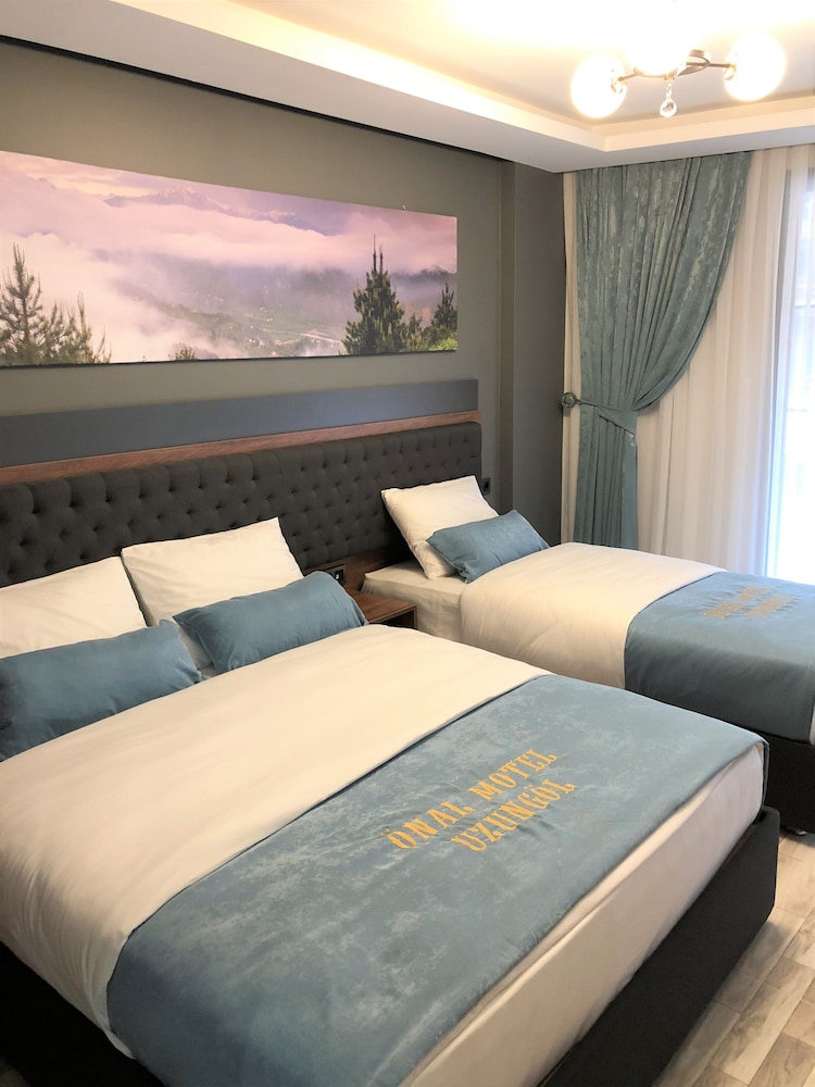 Suite, Lake View