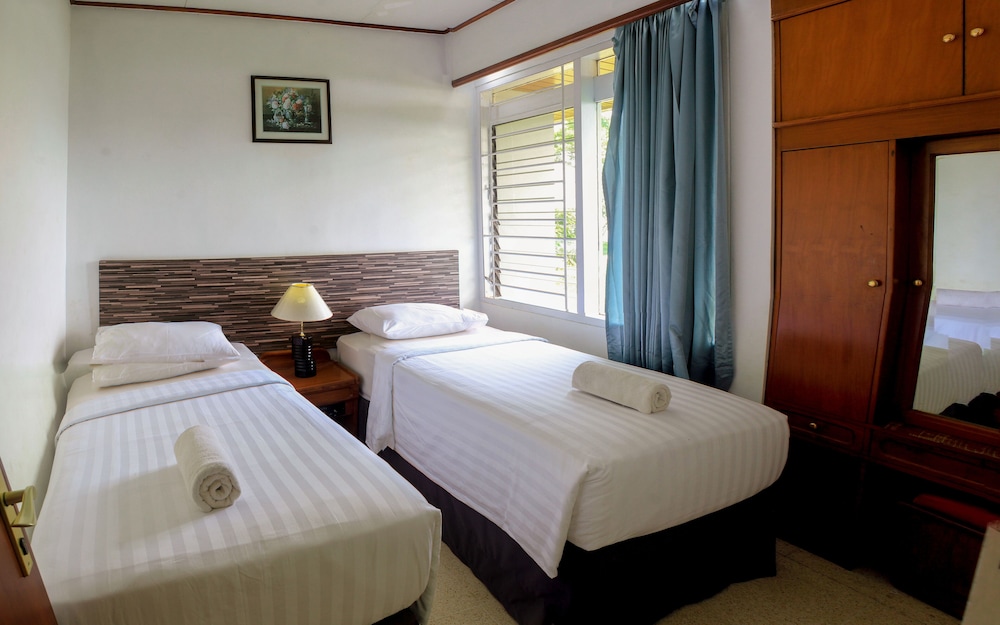 Amanda Hills Hotel 18/47
