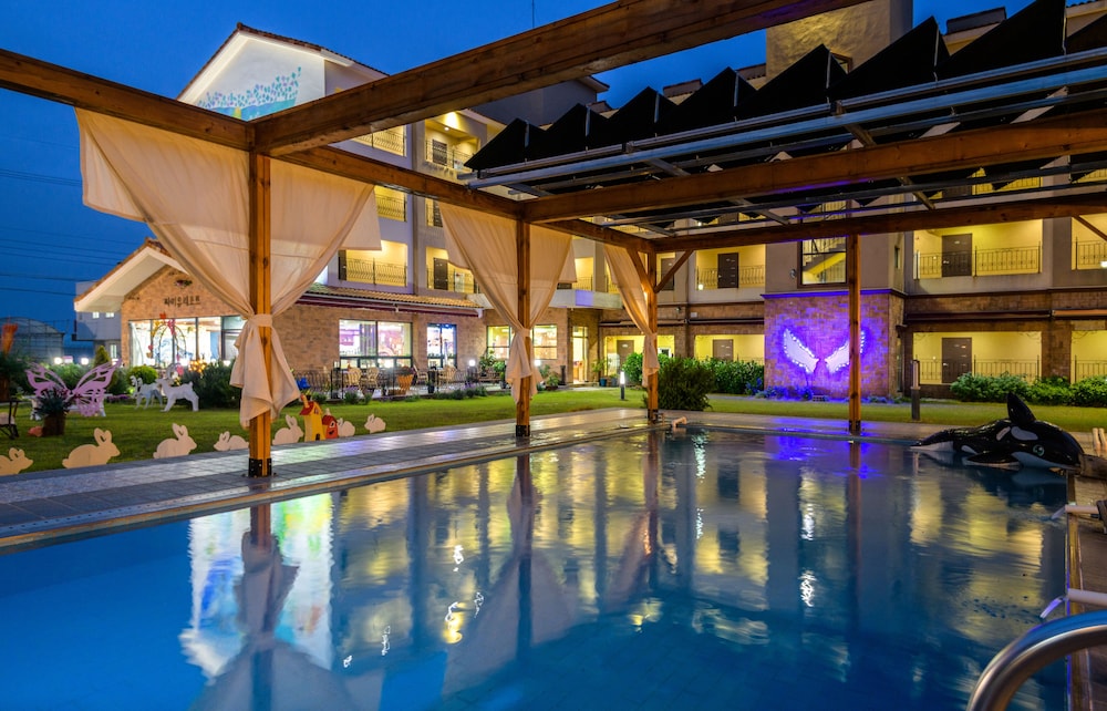 Famille Spa Resort 14/27