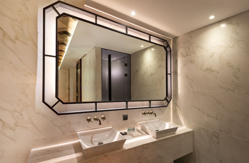 Hotel The Designers Cheongnyangni 36/59