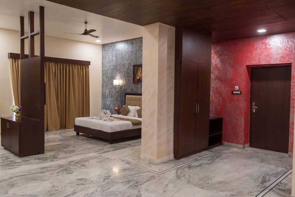 Sun Hotel & Resort 23/50
