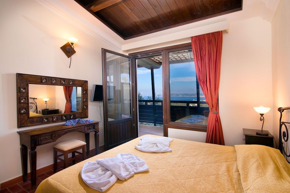 Kallisti Apartment Hotel 10/38