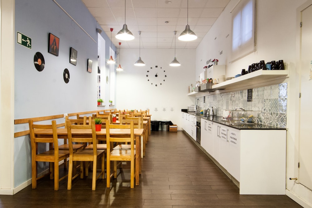 360 Hostel Barcelona Arts&Culture 44/59