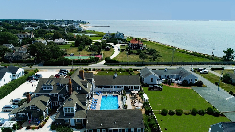 Beach Breeze Inn 1/50