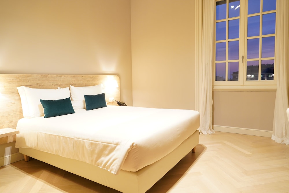 Bergamo Inn 43 5/31