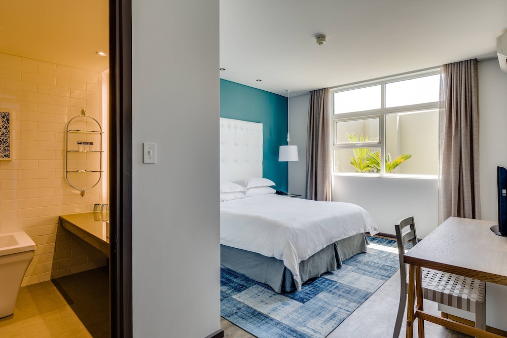 Protea Hotel by Marriott Cape Town Sea Point 22/38