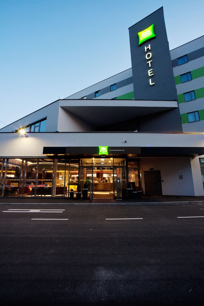 Ibis Styles Parndorf Neusiedler See 1/50
