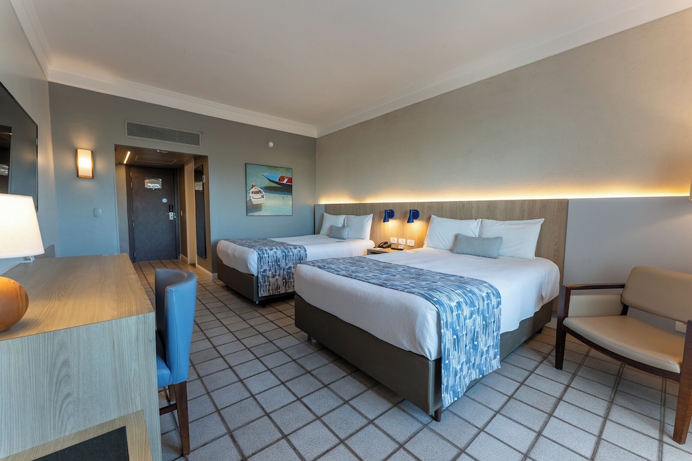 Luxury, 2 Double Beds