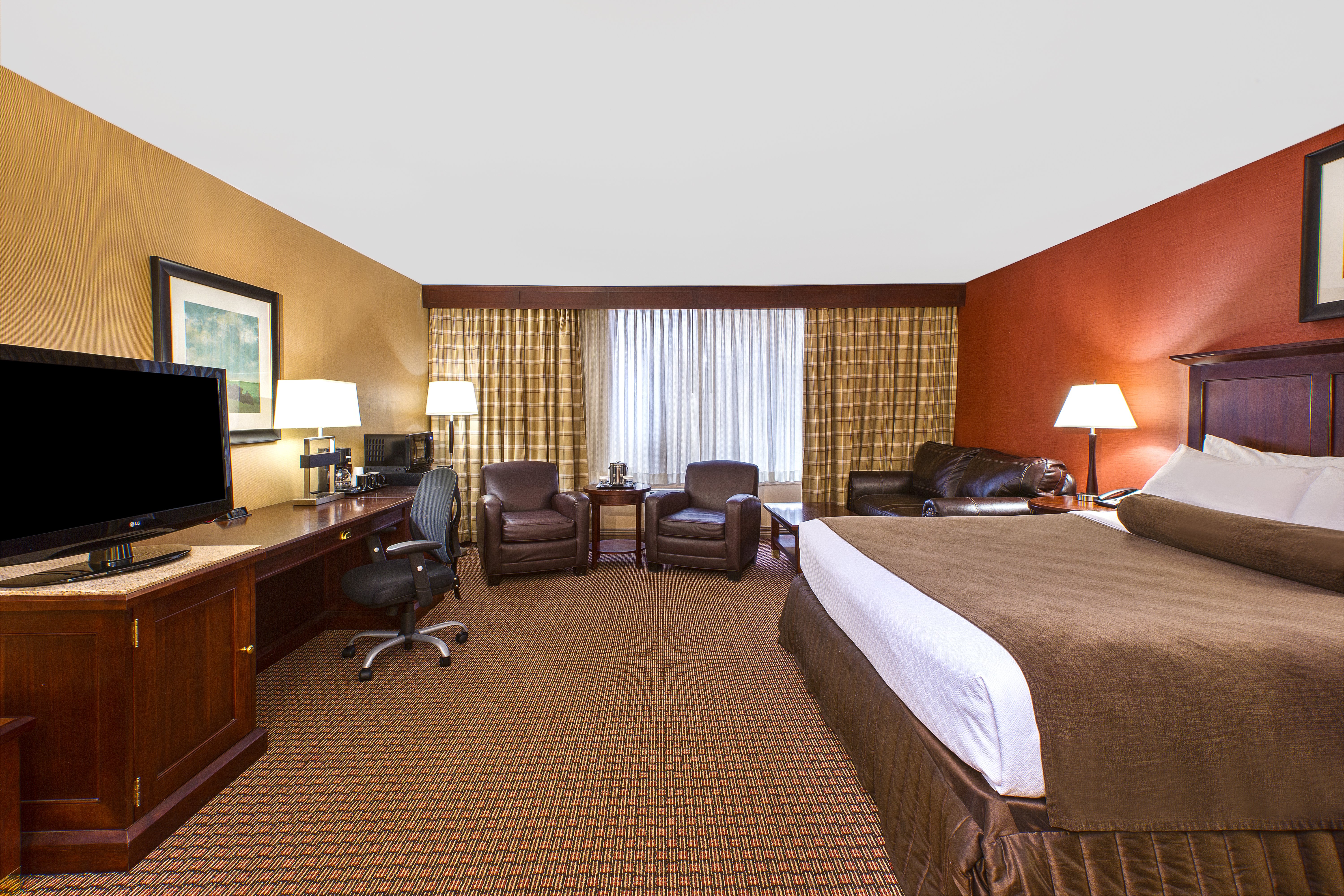 Ramada by Wyndham Cleveland Independence 23/56
