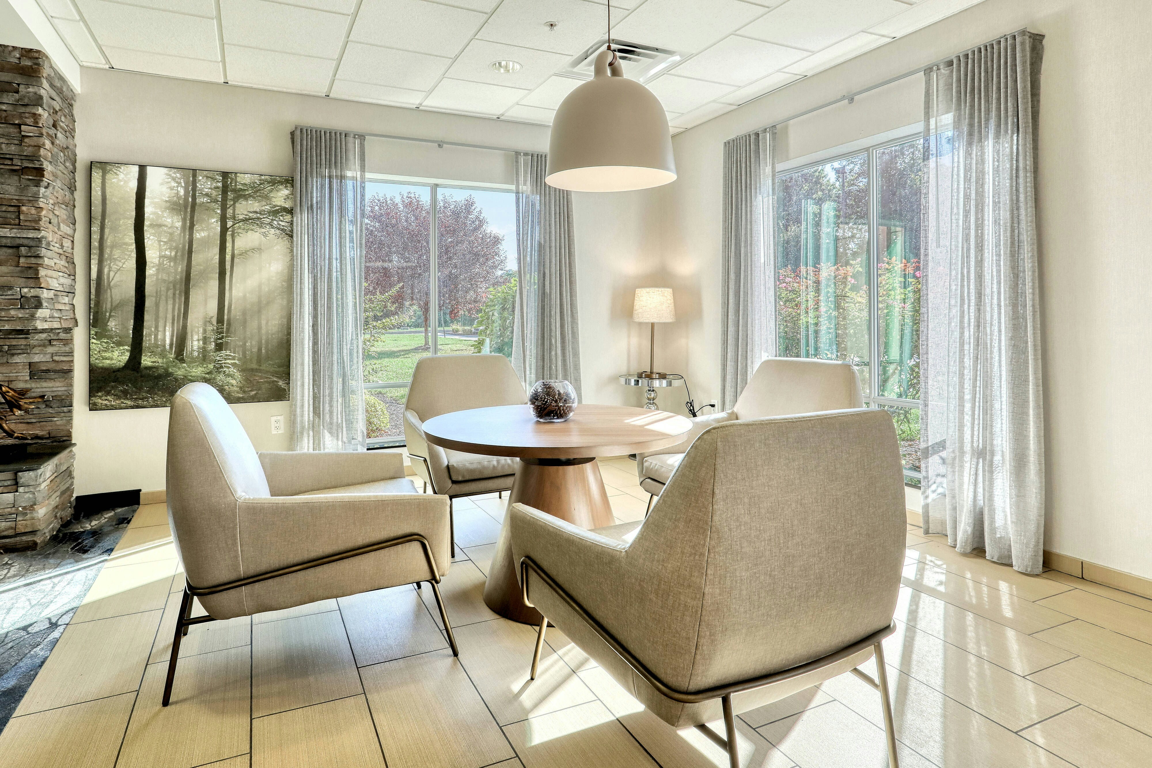 Fairfield Inn Amp Suites By Marriott Harrisburg West 13/21