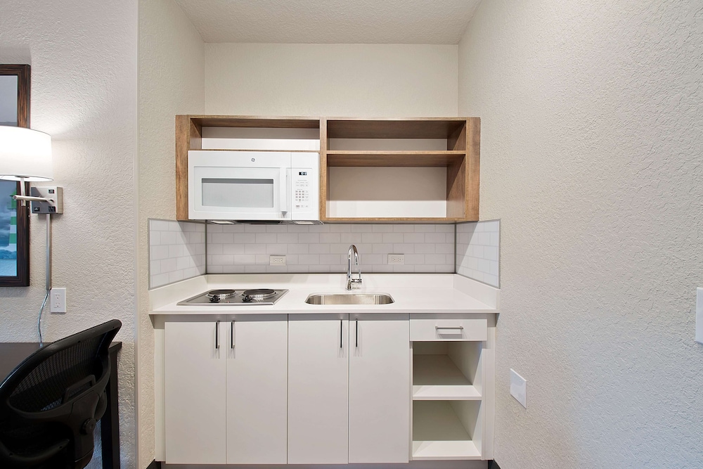 Extended Stay America Miami Airport Doral 25th St 23/56