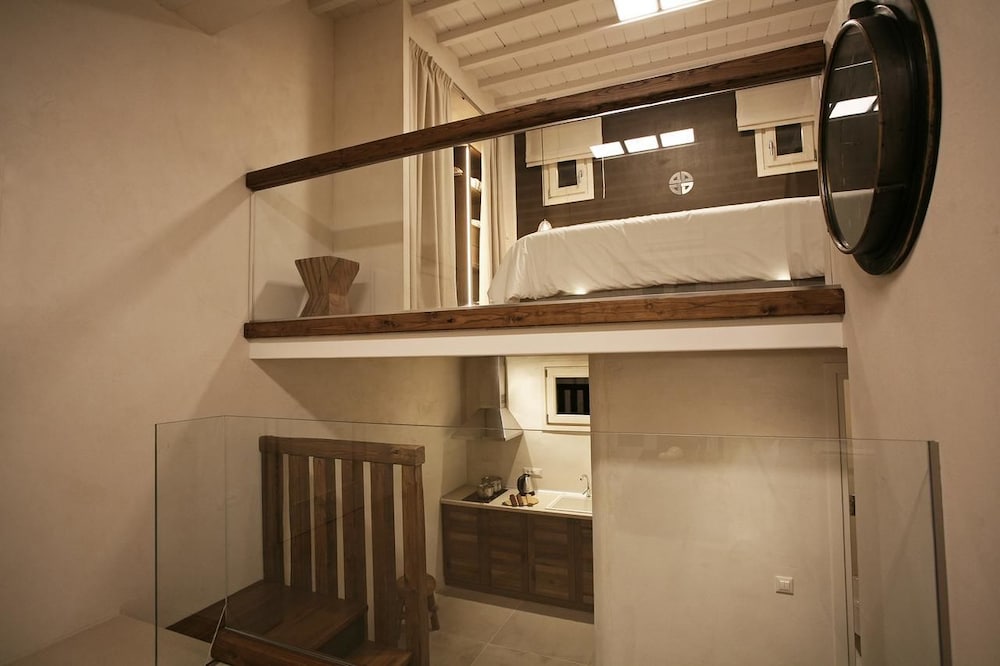 Atlantis Beach Residence 50/50