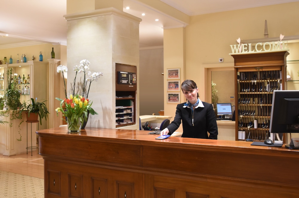 GOLF HOTEL RENE CAPT 5/67