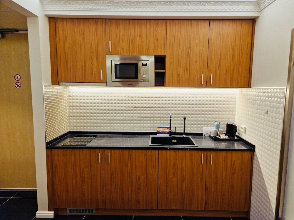 Chasse Residency Hotel 6/46