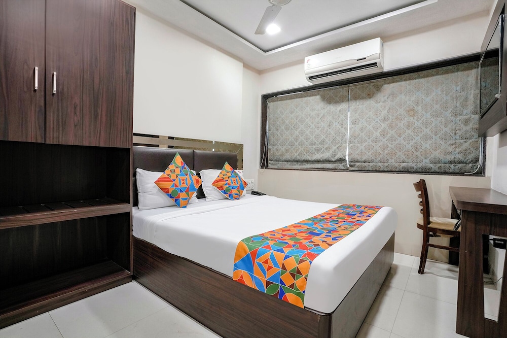 Kamran Residency 16/50