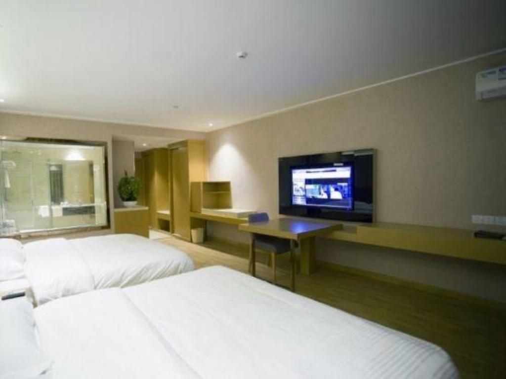 GreenTree Inn Jiangsu Wuxi Jiangyin Yunting Changshan Avenue ChenGYAng Road Business Hotel 7/37