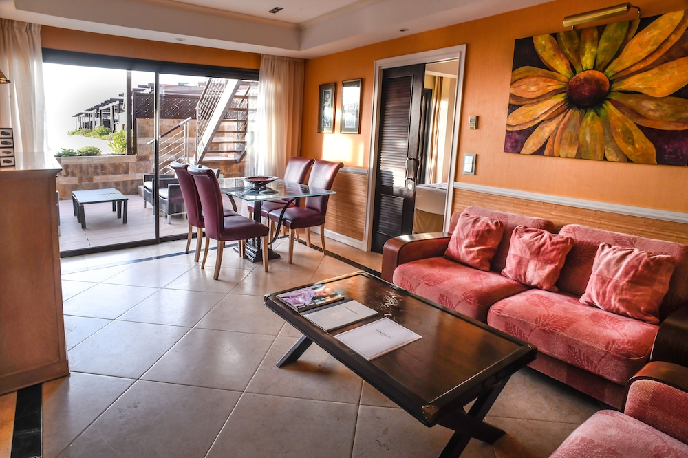 Gran Hotel Guadalpin Banus 36/50