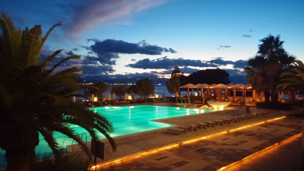 Ramada By Wyndham Loutraki Poseidon Resort in Loutraki-Agioi Theodoroi