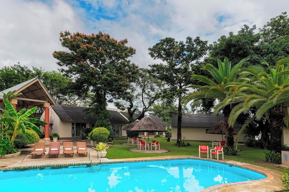 Protea Hotel By Marriott Zambezi River Lodge 21/22