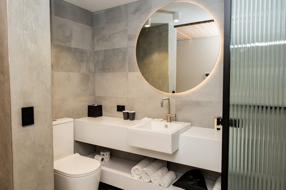 Quay Perth Hotel 50/50