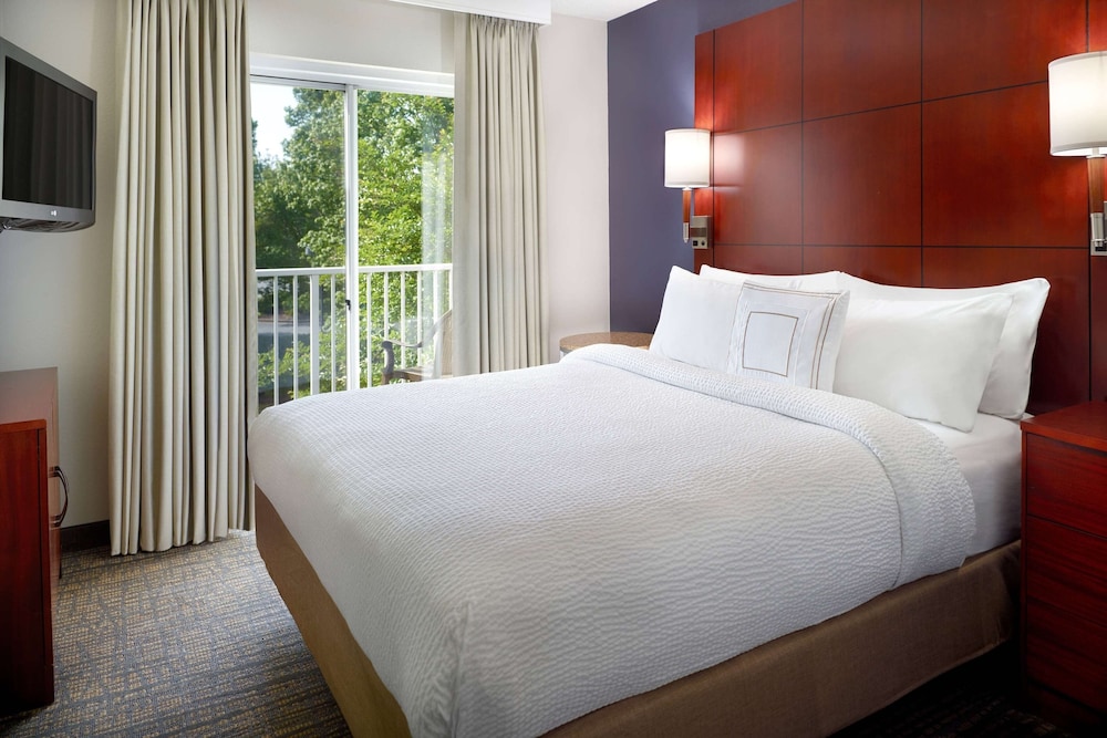 2 BEDROOMS, SUITE, 2 QUEEN BEDS, BALCONY
