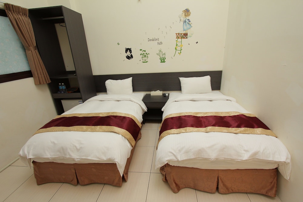 Sakura Resort 48/56