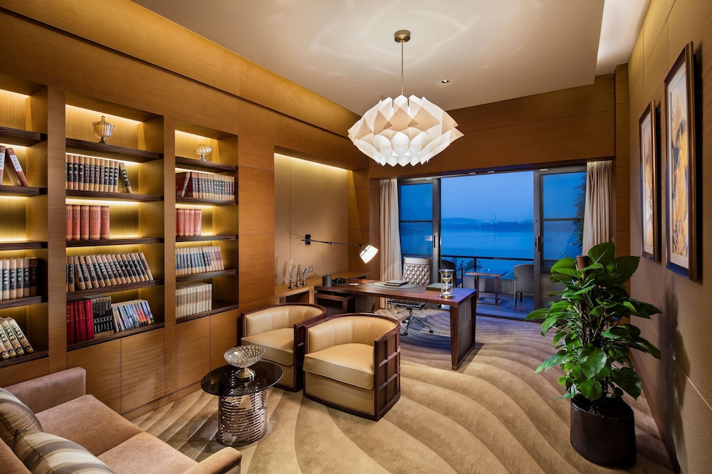 Hilton Wuhan Optics Valley 36/61