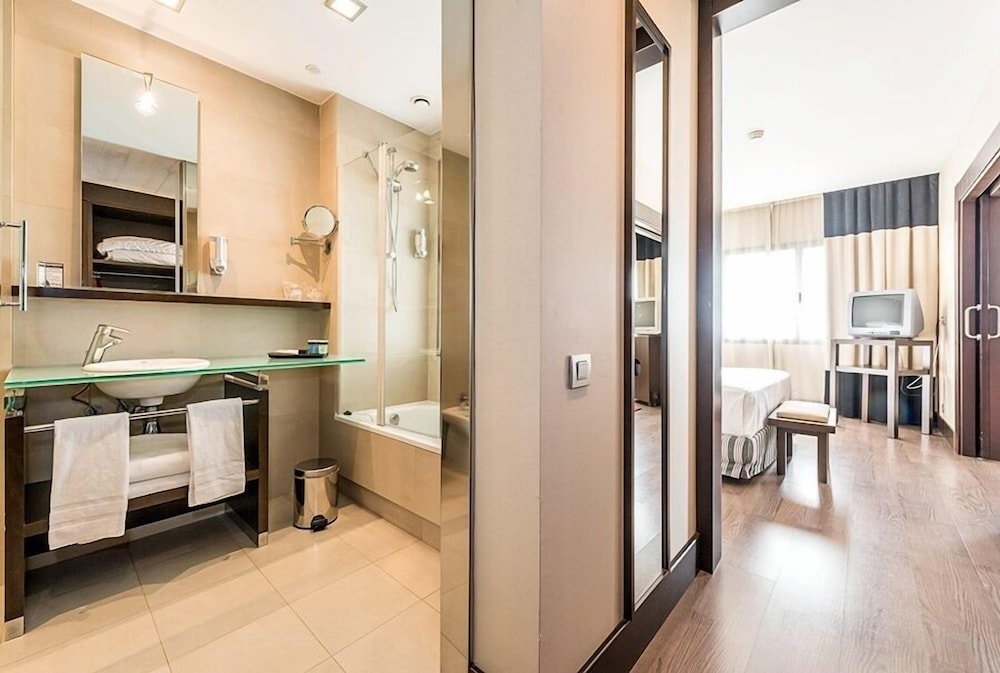 Mercader Hotel 49/50