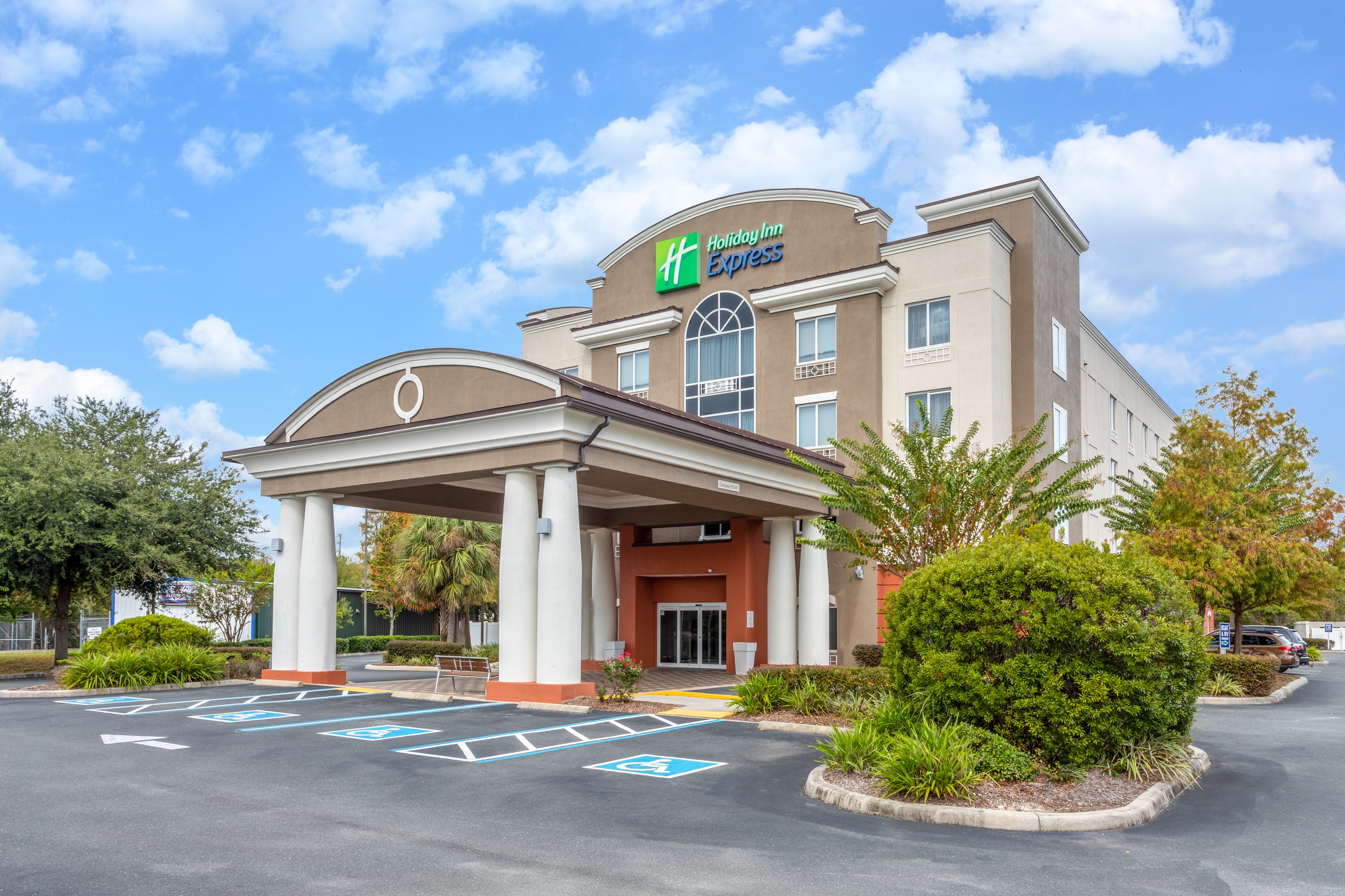 Holiday Inn Express Crystal River 51/59