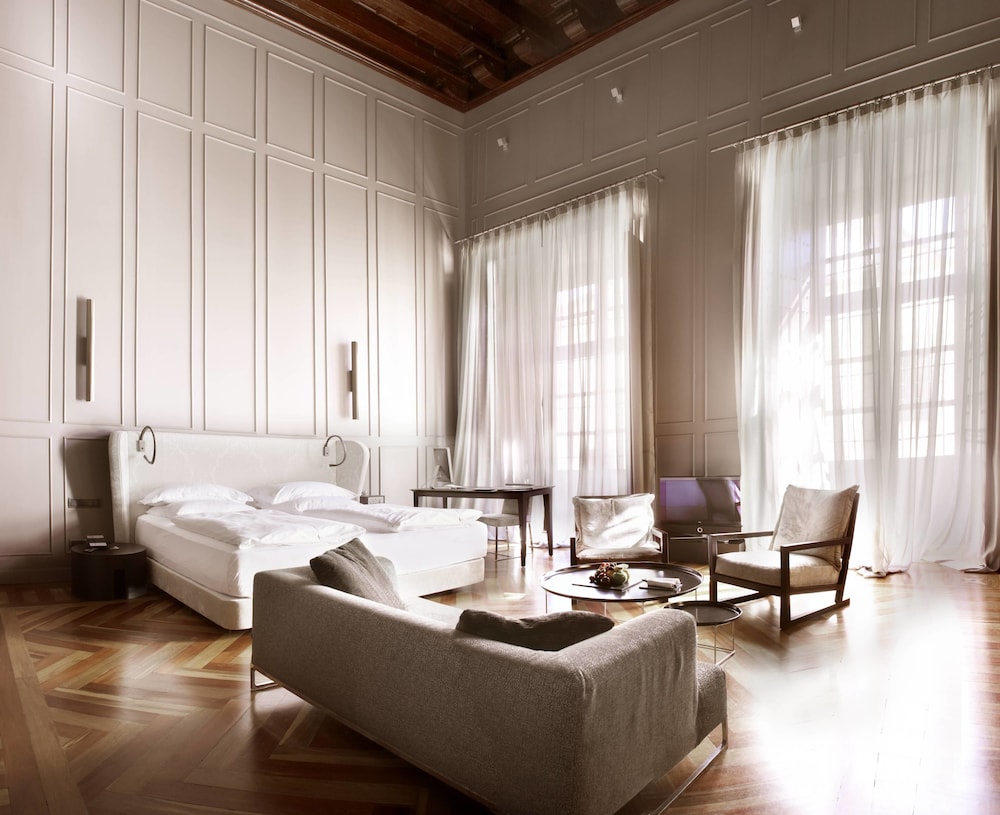 CoolRooms Palacio Villapanes 5 GL 36/65