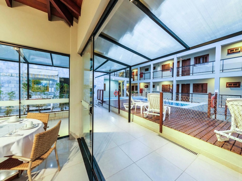 Clh Suites Bonito 12/50