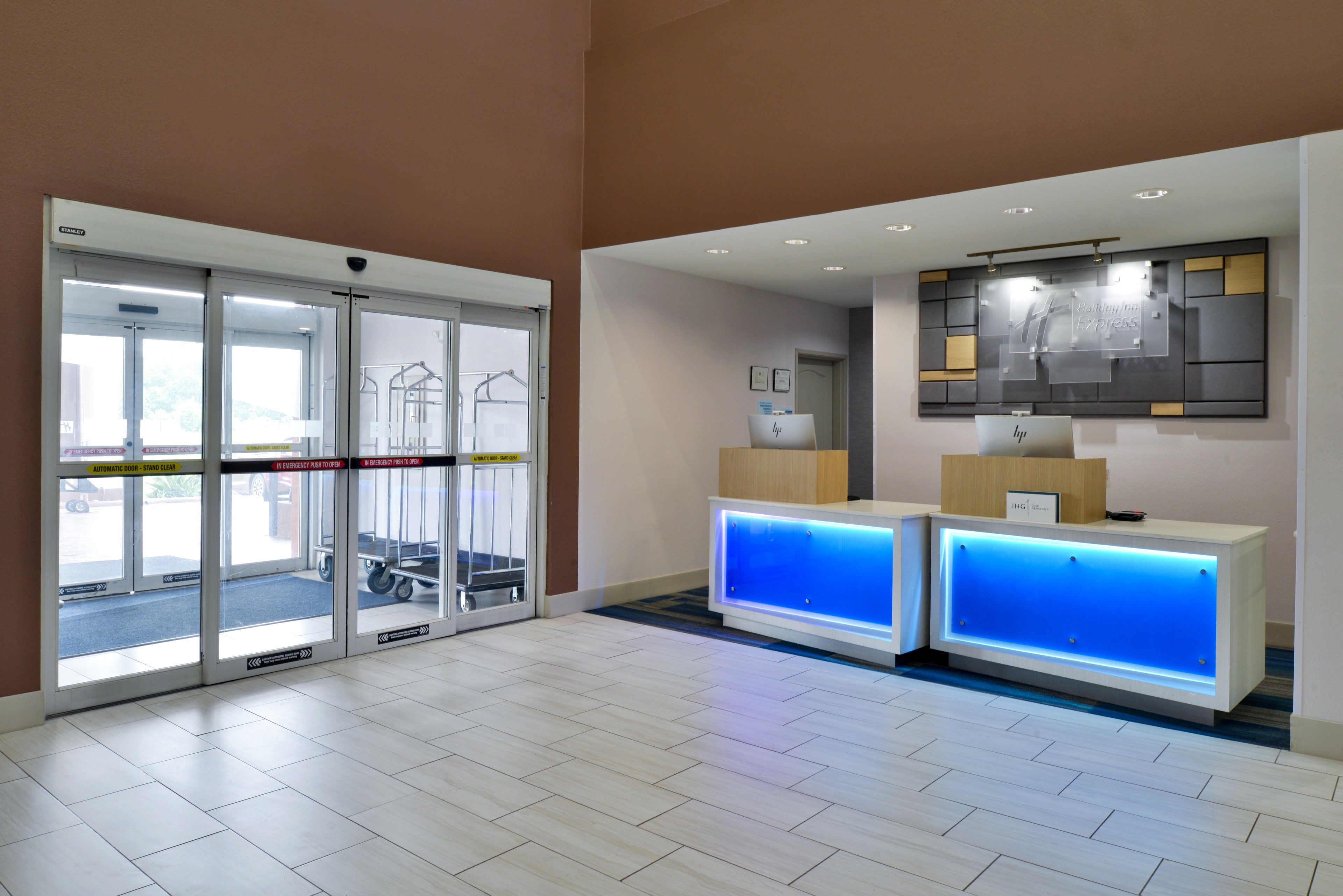 Holiday Inn Express & Suites Royse City - Rockwall, an IHG Hotel 10/70
